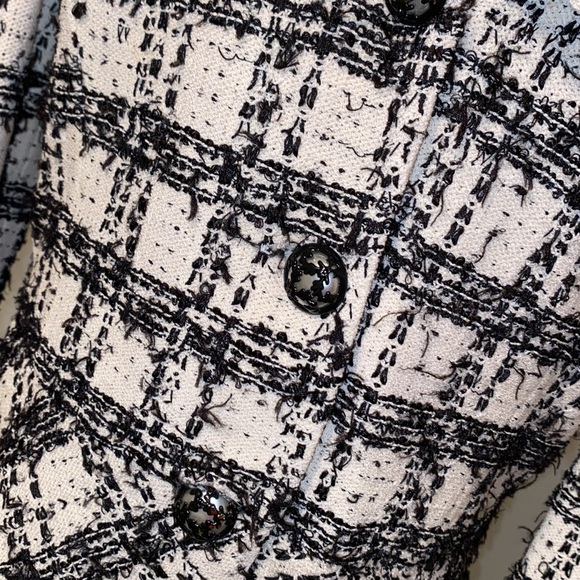 SOLD❗️St John Couture fashion fit jacket - Picture 6 of 8